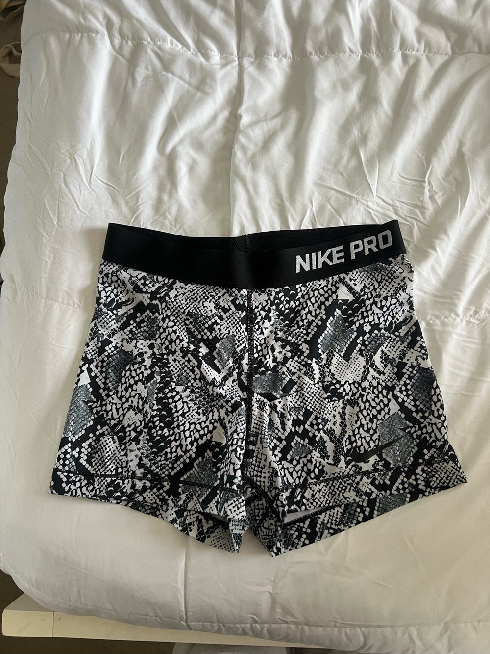 Snake Print Nike Pro